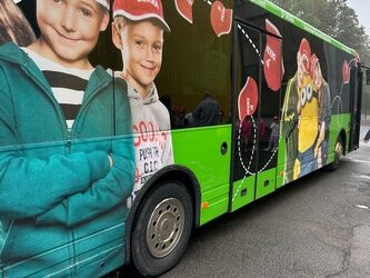 Der DEKRA Kinderkappenbus ist da!